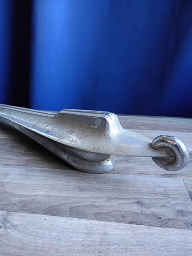 Packard hood ornament 1948 - hood,